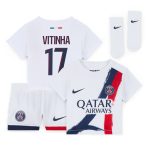 maglia da stadio psg nike away 2024-2025 – neonatos con stampa vitinha 17 Collezione | Kit e Maglie PSG