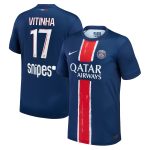 maglia psg nike home stadium 2024-25 – bambini con stampa vitinha 17 Collezione | Kit e Maglie PSG