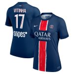 maglia psg nike home stadium 2024-25 – donne con stampa vitinha 17 Collezione | Kit e Maglie PSG
